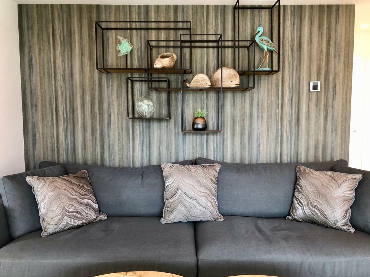 Luxury Apartment In La Isla, Walking Distance To Puerto Banus Марбелья Екстер'єр фото