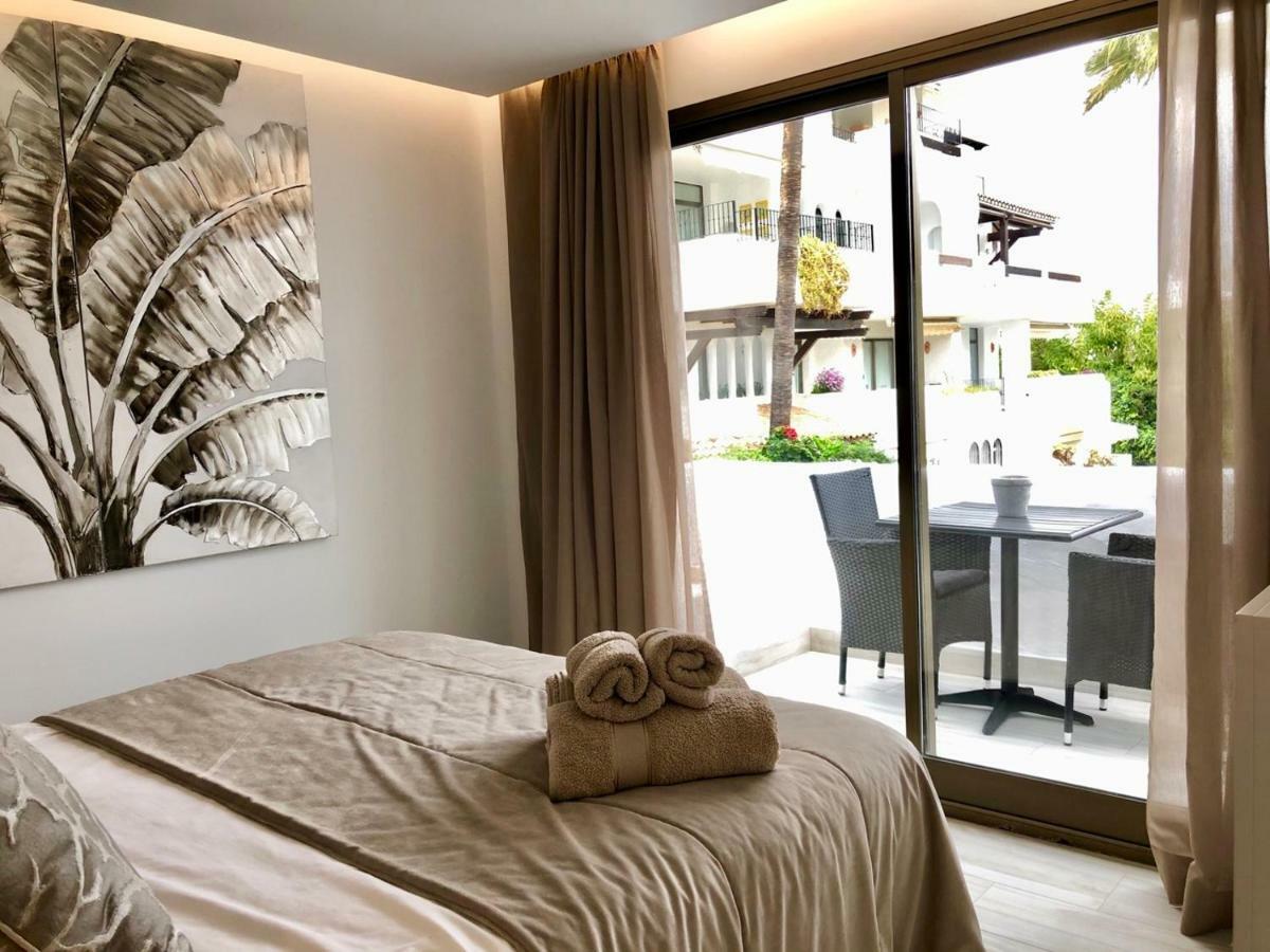 Luxury Apartment In La Isla, Walking Distance To Puerto Banus Марбелья Екстер'єр фото