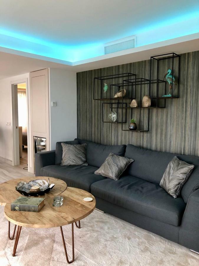 Luxury Apartment In La Isla, Walking Distance To Puerto Banus Марбелья Екстер'єр фото